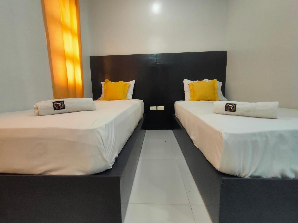 Villa Rosita Hotel Naga City By Reddoorz Exterior photo