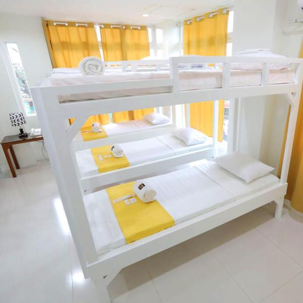 Villa Rosita Hotel Naga City By Reddoorz Exterior photo