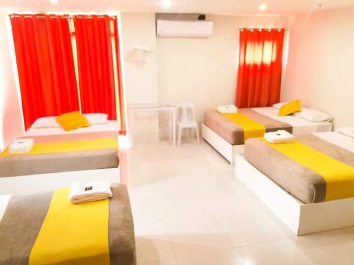 Villa Rosita Hotel Naga City By Reddoorz Exterior photo